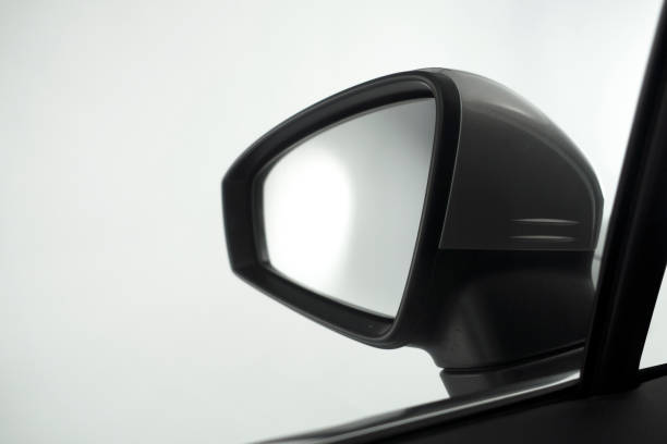 istock Rear view mirror of a car 870599252