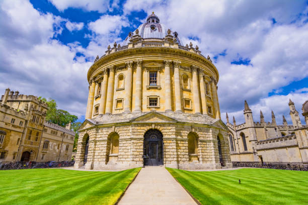 istock Radcliffe Camera, room addition to the Bodleian Library in Oxfor 870599668