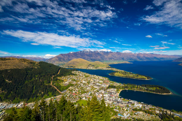 istock Queenstown City 870612508