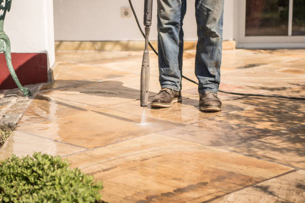 taras czysty za pomocą myjki ciśnieniowej - tiled floor tile floor clean zdjęcia i obrazy z banku zdjęć