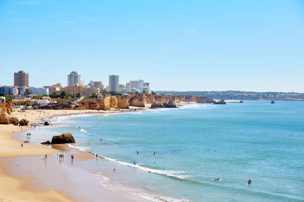 istock Panoramic view of Portimao 870652186