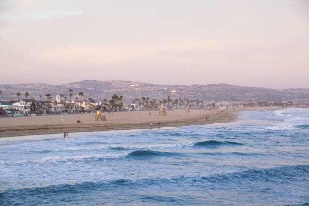 istock Beautiful Newport Beach Sunset 870670710