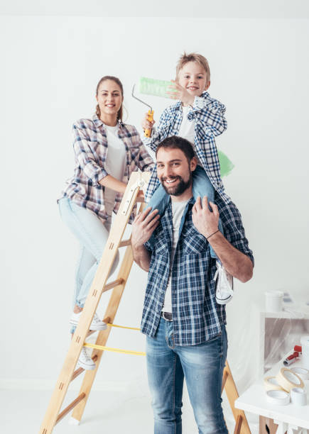 istock Family home renovation 870735706