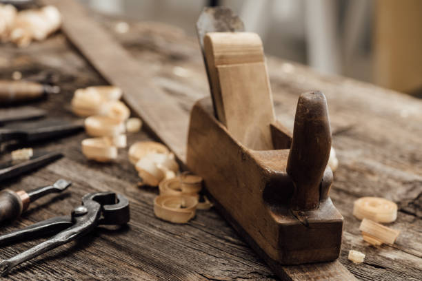 istock Wood planer on the carpenter's workbench 870761728