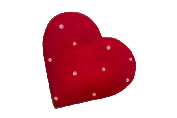 istock Heart shaped gingerbread cookie isolated on white background 870771054