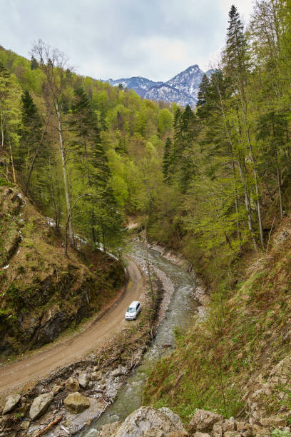 istock SUV car in the mountains 870789720