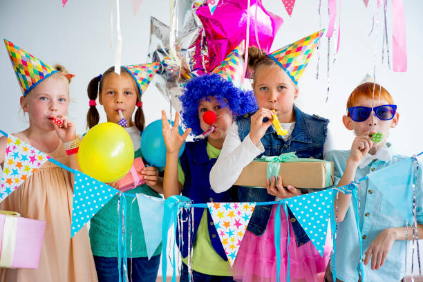 istock Teens birthday party 870799140