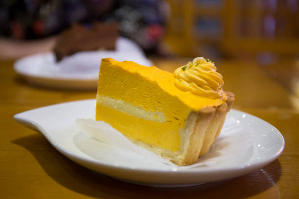 istock Tasty pumpkin pie 870821530