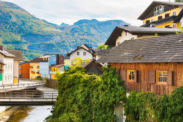 istock Beautiful street in Ebensee village, Austria 870828494