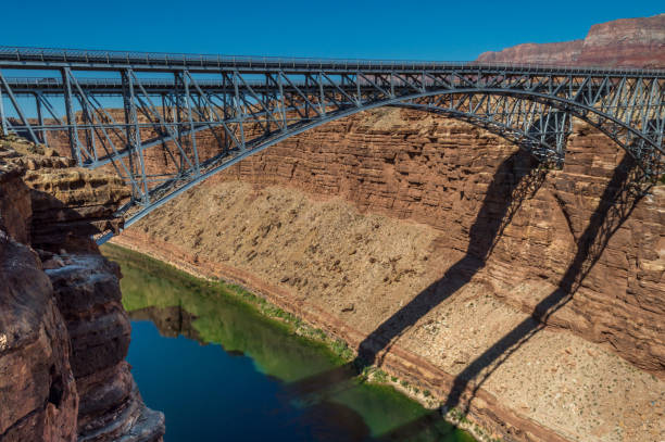 Navajo bridge over Colorado river - fotografia de stock