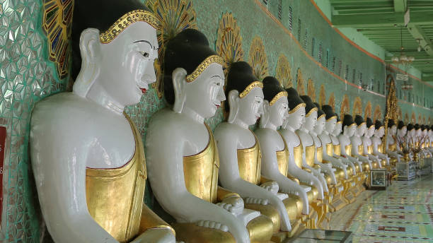 istock U Min Thonze Pagoda in Sagaing Hill 870897688