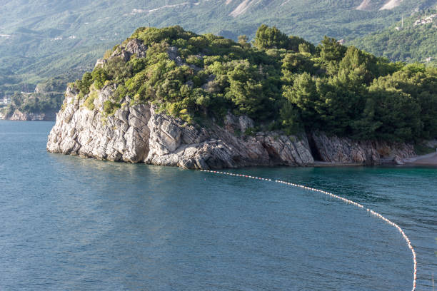 istock Rock formation, Sveti Stefan, Montenegro 870912664
