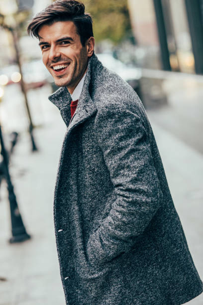 istock Elegant man in the city 870996774