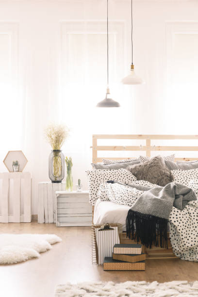 istock Bedroom with pallet furniture 871012124
