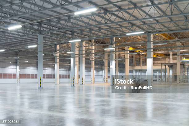 Fabriketagehintergrund Stockfoto und mehr Bilder von Herstellendes Gewerbe - Herstellendes Gewerbe, Lagerhalle, Lichtquelle