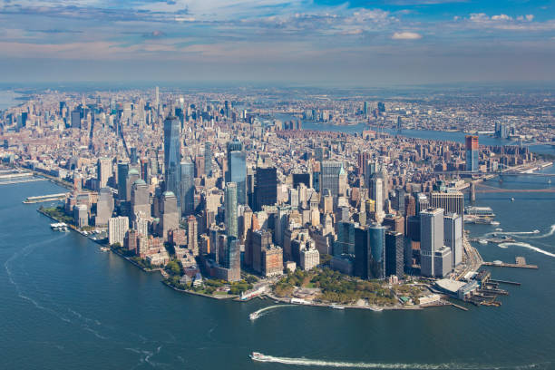 istock Downtown manhattan aerial 4 871037380