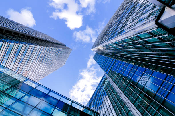 istock London office building skyscraper, working & meeting 871037622