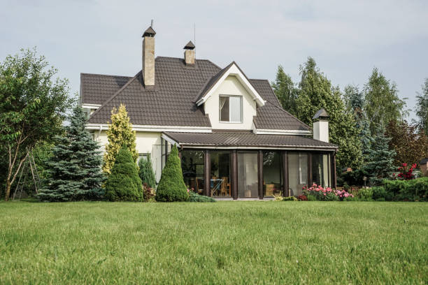 istock private house and its garden under beautiful sky 871094350
