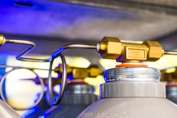 Connecting pipelines of the gas system for nitrogen cylinders