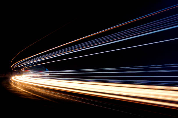 sentieri di ligth per auto. immagine d'arte - city speed lighting equipment night foto e immagini stock