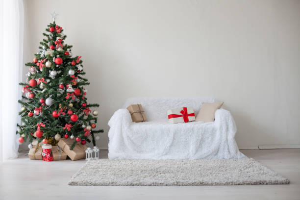 istock Christmas Gifts Christmas Decor red white 871169768