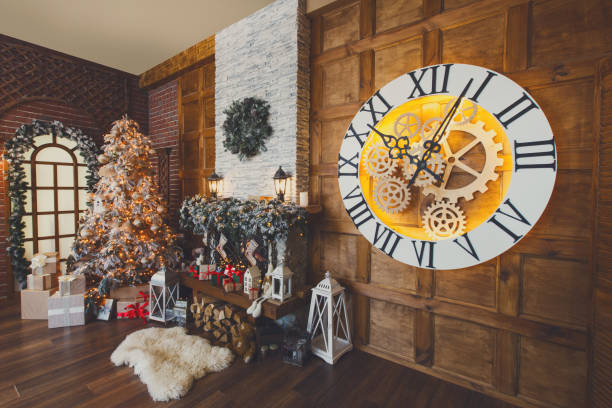 istock Cozy christmas interior with fir tree and fireplace 871186414