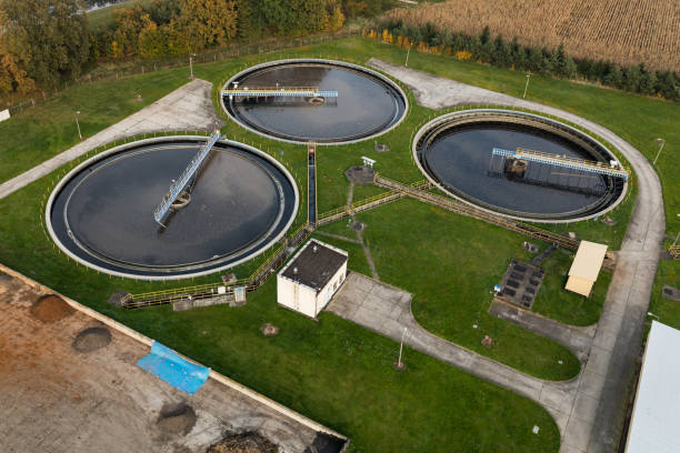 istock sewage treatment plant 871212746