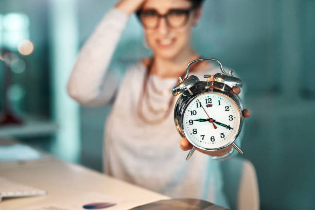 istock There’s just not enough time to complete those looming deadlines 871223230
