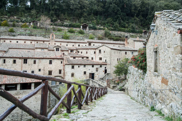 istock Convent of the that - Cortona - Arezzo 871284408