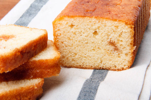 istock Homemade fruitcake with fruit filling 871292810