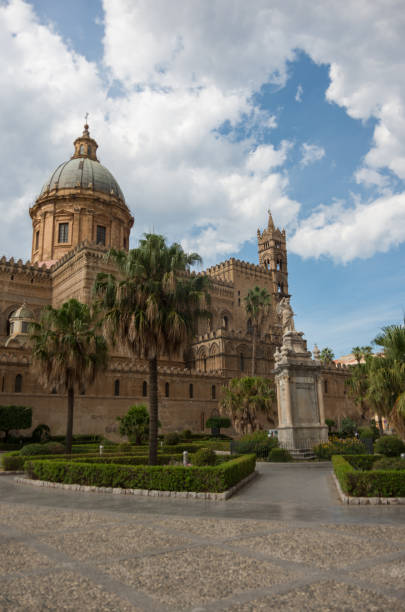 istock Palermo Cathedral (Metropolitan Cathedral of the Assumption of Virgin Mary) in Palermo, Sicily, Italy. Architectural complex built in Norman, Moorish, Gothic, Baroque and Neoclassical style 871328138