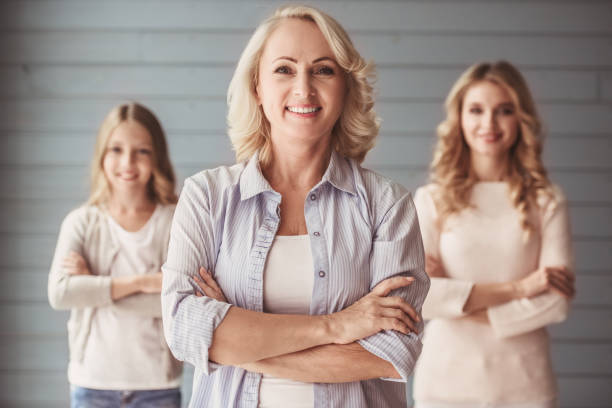 istock Granny, mom and daughter 871343250