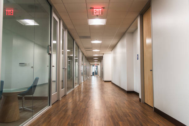 modern office building hallway - generic imagens e fotografias de stock