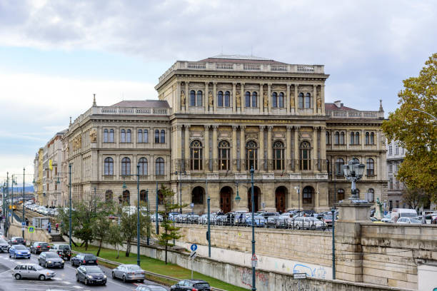 과학의 헝가리 아카데미의 건물 - art column hungary capital cities 뉴스 사진 이미지