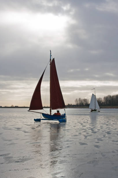 istock Ice sailing on the Gouwzee in the Netherlands at sunset 871409862