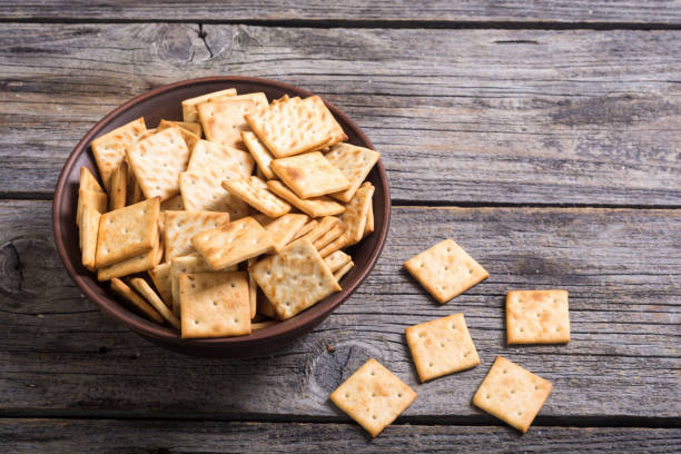 istock Homemade crackers in bowl 871428414