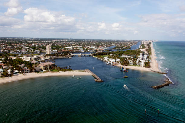 istock Aerial view of Hillsboro inlet 871438676