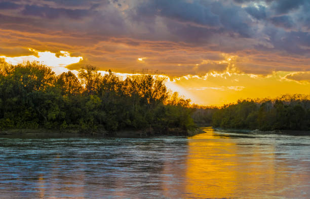 istock Sunset over the Missouri River 871464292
