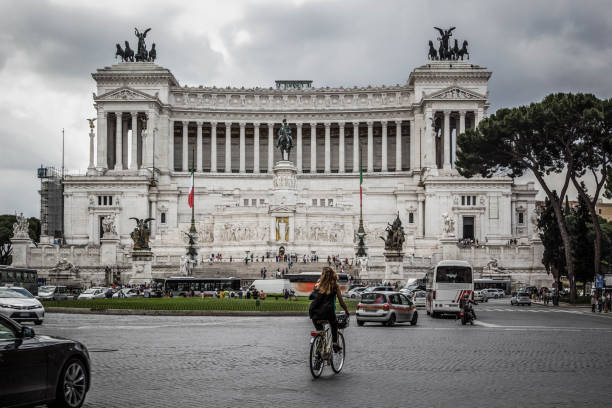 Altar of the Fatherland in the Venice area, it is a memorial dedicated to the first king of united Italy. Rome's architectural masterpiece.