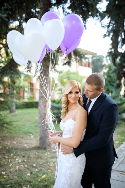 istock Wedding couple outdoors 871569680