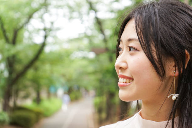istock Young woman dating 871634688