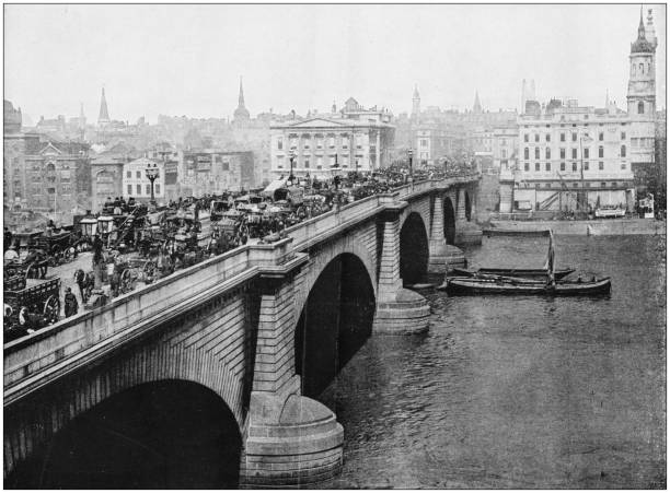 illustrazioni stock, clip art, cartoni animati e icone di tendenza di fotografia antica dei siti famosi del mondo: london bridge - london bridge