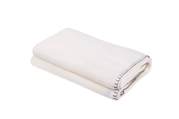 couverture de laine blanche isolé sur fond blanc. - roll away bed photos et images de collection