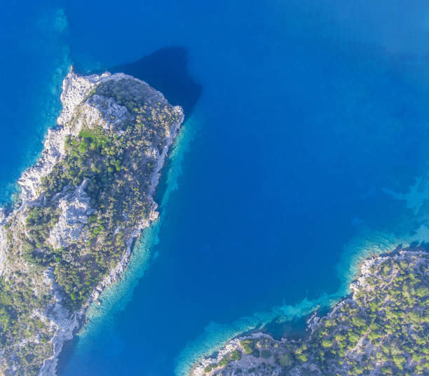 istock Top view on the strait between the island and the mainland 871710574