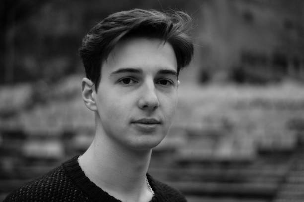B&W portrait of sad man