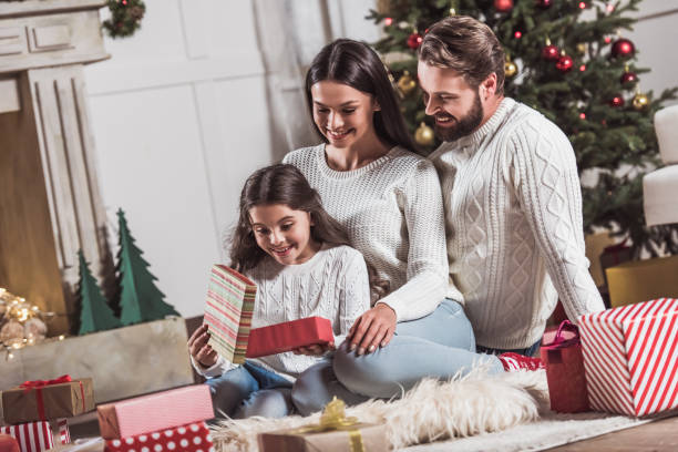 istock Family celebrating New Year 871800964