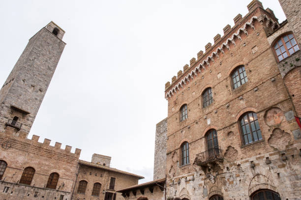 istock San Gimignano,  Siena, Italy 871804764