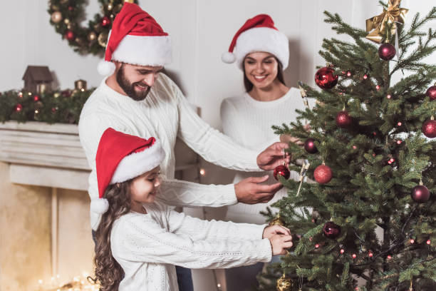 istock Family celebrating New Year 871805774