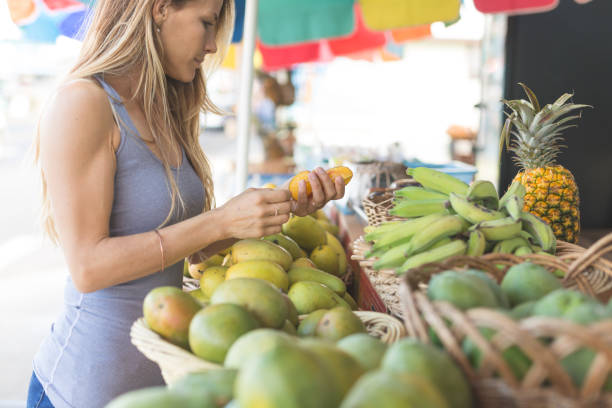 istock Hawaii Farmer's Market 871824676