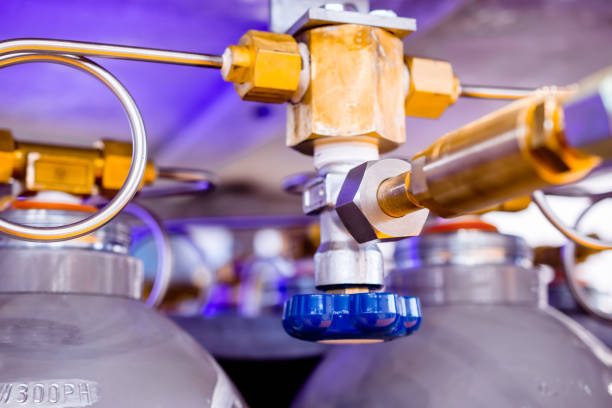 istock Connecting pipelines of the gas system for nitrogen cylinders 871867632